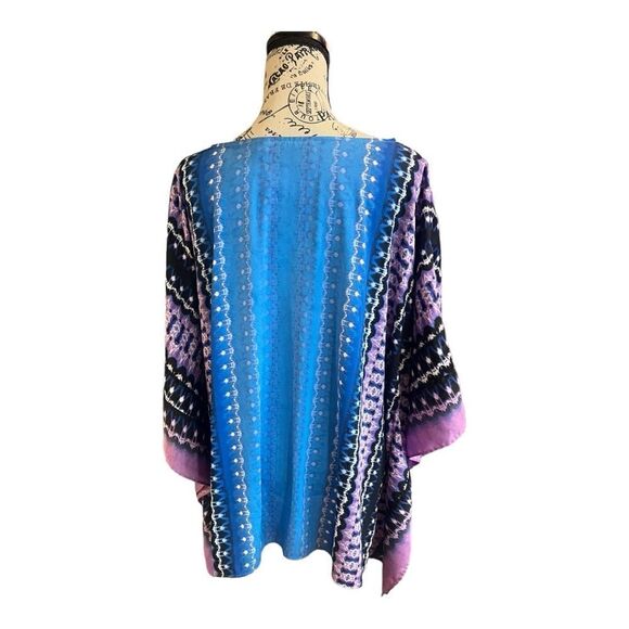 NWOT Bob Mackie Poncho Style Blouse Sz 1X - Picture 2 of 9